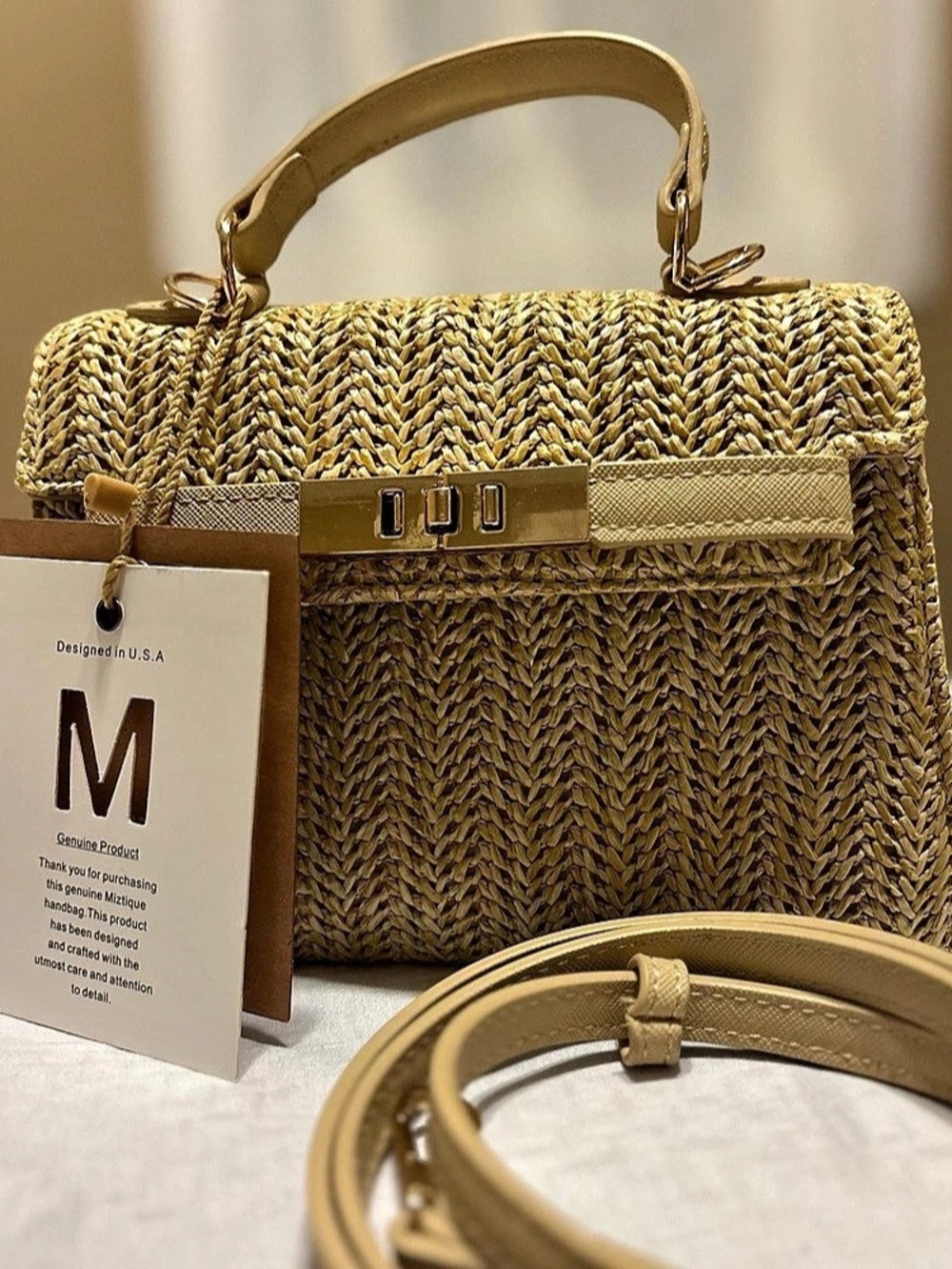 Straw handbag